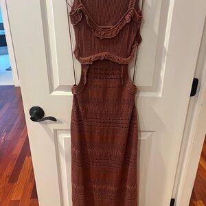 Elegant Brown Sleeveless Dress